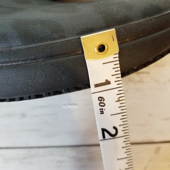 Crocs Neria Leopard Print Slip Resistant Work Clogs - Picture 15 of 15